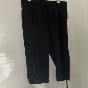 Capris women’s Macy’s Large